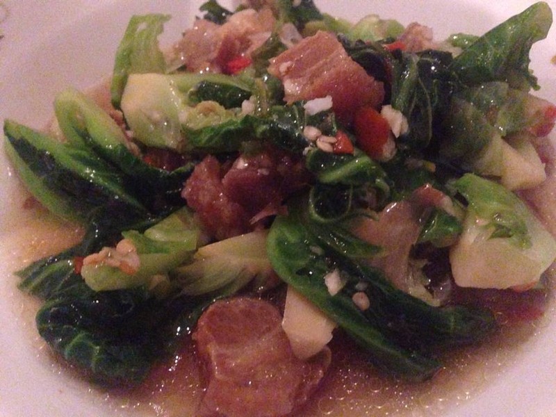 แขนงหมูกรอบ จืดไปหน่อย