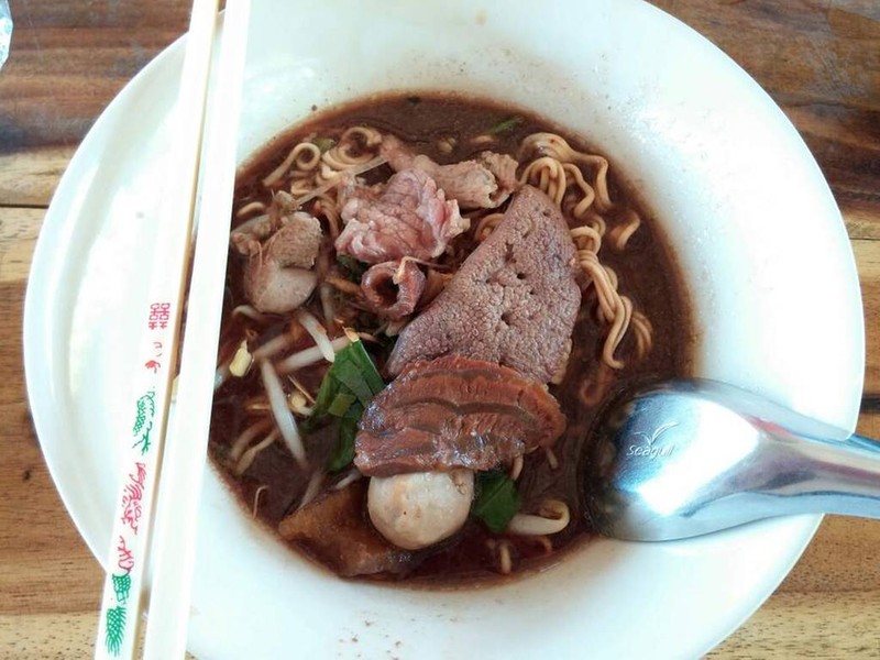 ก๋วยเตี๋ยวเรือ เนื้อเส้นมาม่า