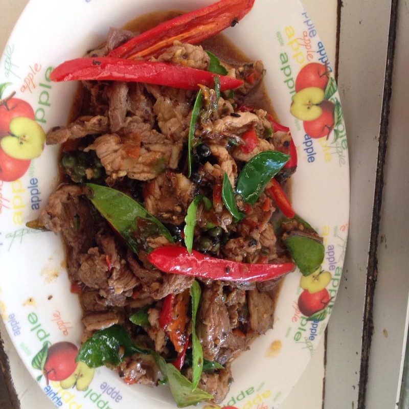 ผัดเผ็ดเก้ง