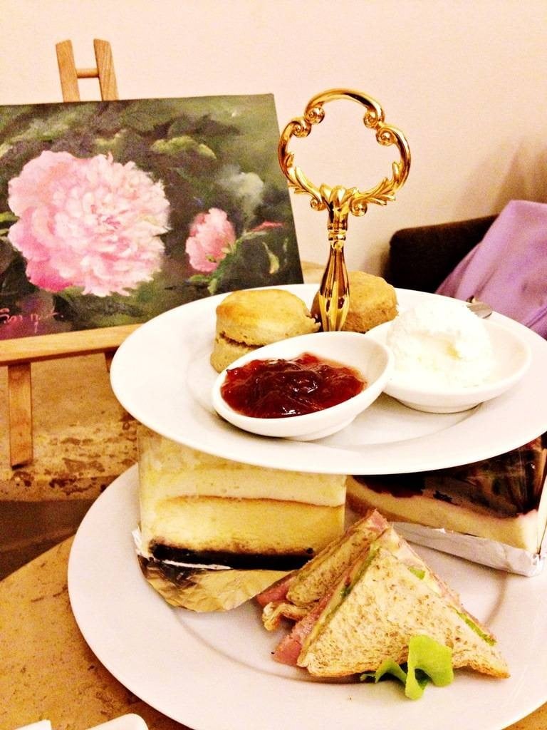 Peony Tea Set