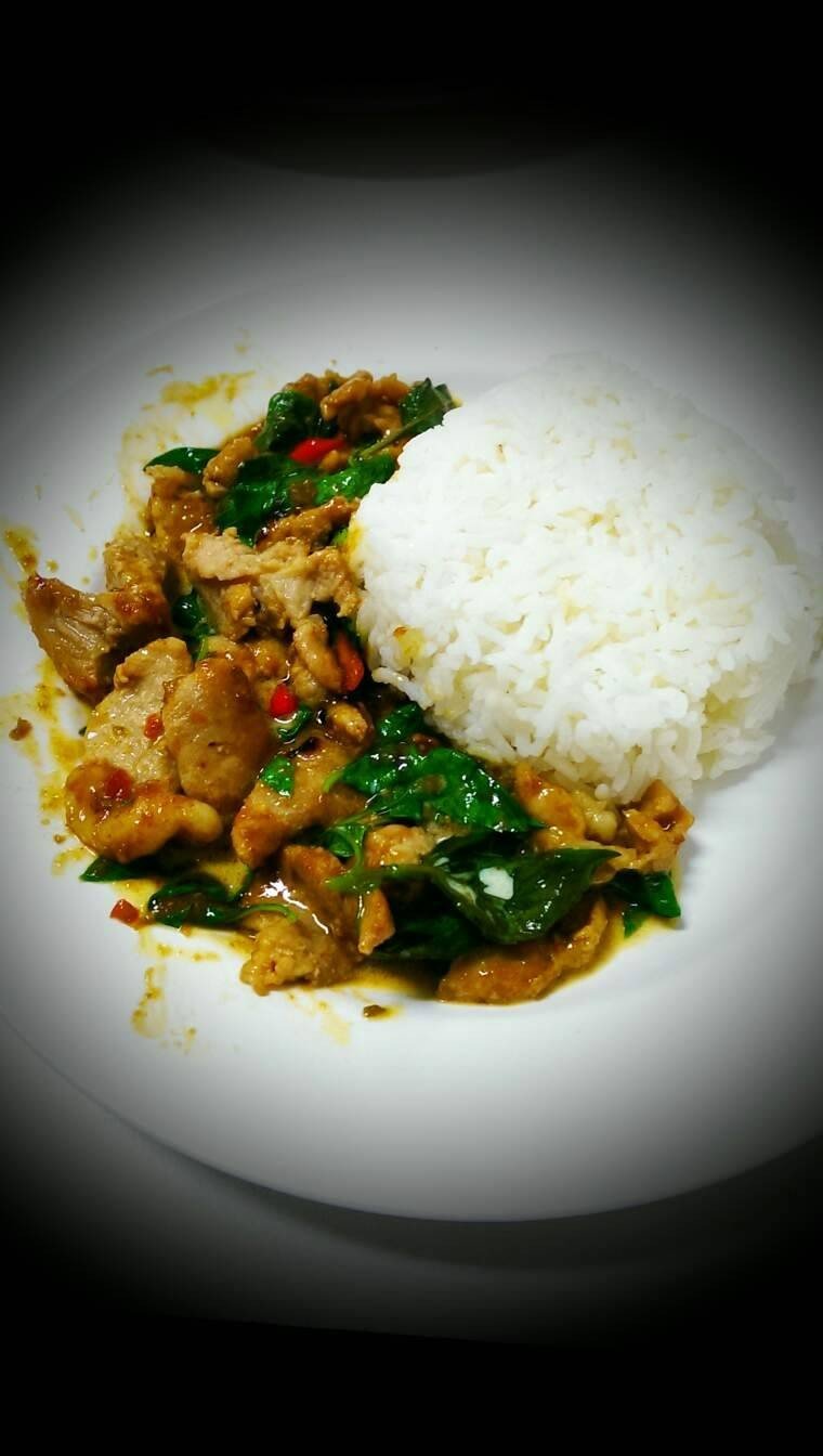ผัดเขียวหวานแห้งหมู