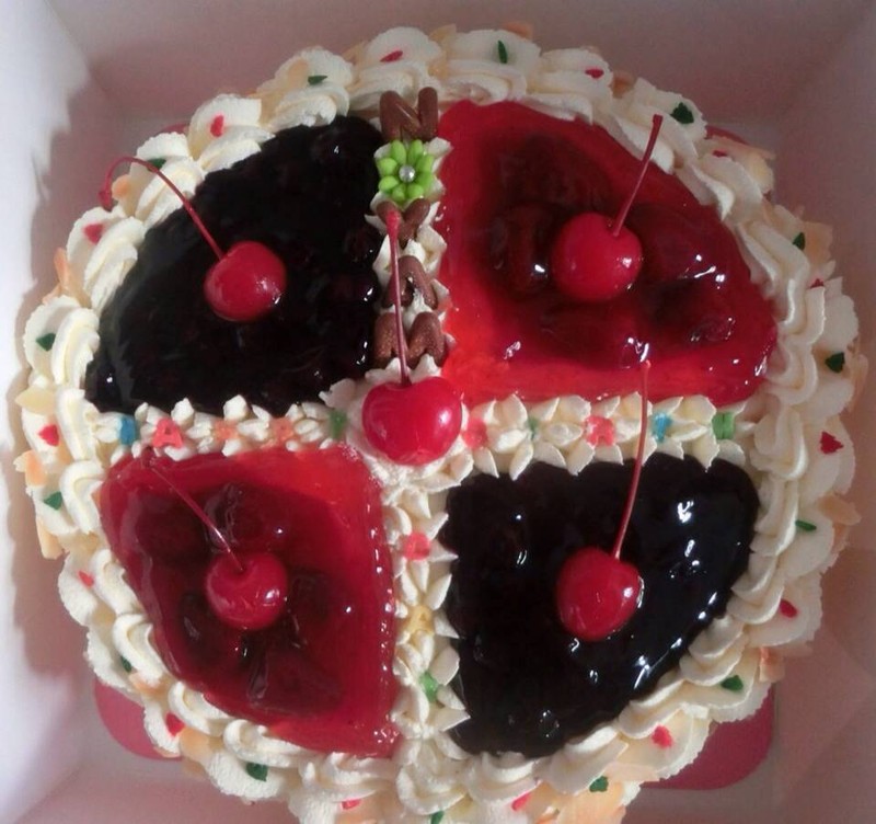 berries cake