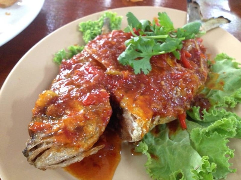 ปลาทอดสามรส