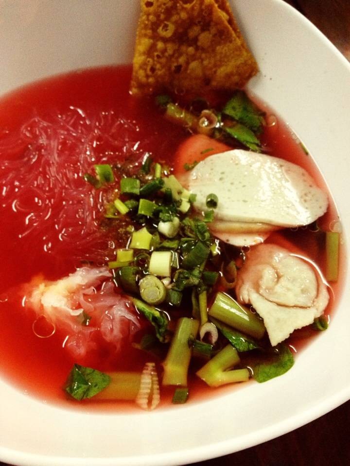 วุ้นเส้นเย็นตาโฟ