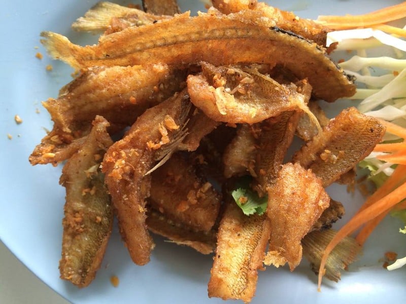 ปลาเห็ดโคนทอดกรอบ