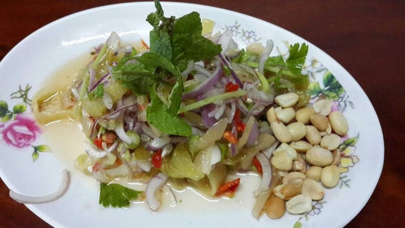 ยำผักกาดดอง