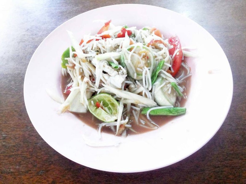 ประชุมเครียด ร่างกายต้องการส้มตำปูปลาร้า 