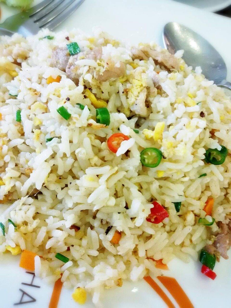 ข้าวผัดหมู @ 55 บาท