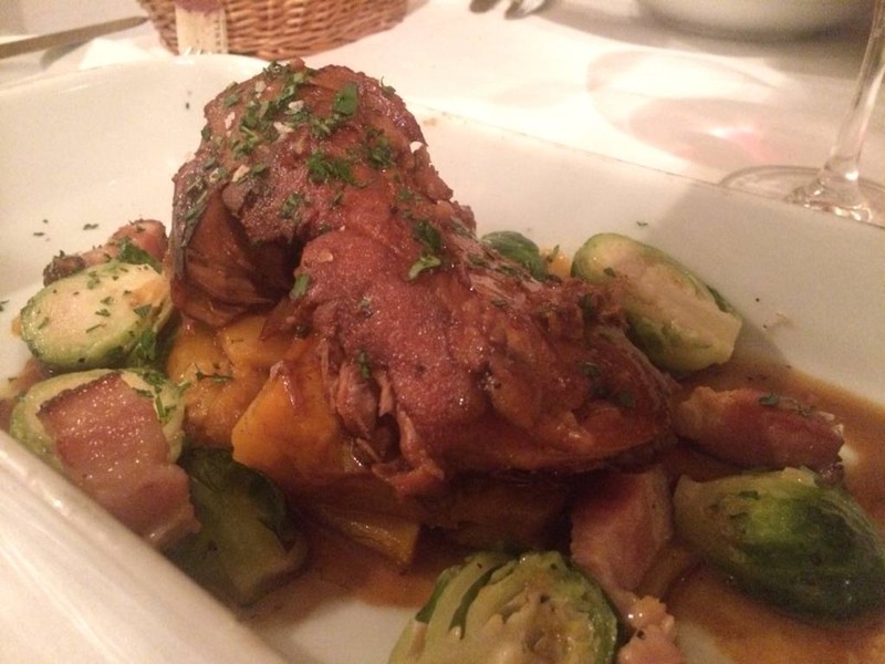 พระเอกของร้านนี้เลย Pork Shoulder