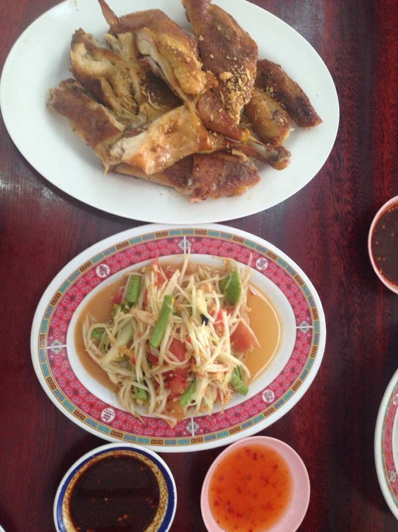 ไก่ย่าง ส้มตำ