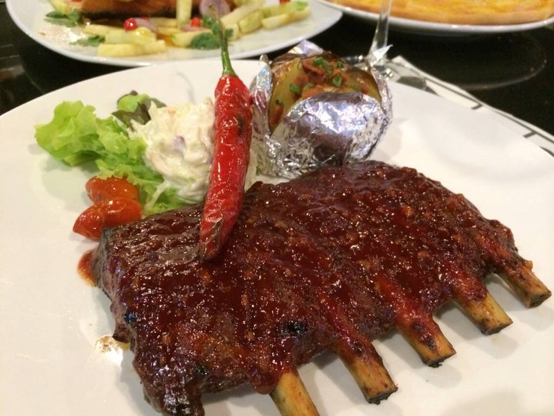 BBQ pork Ribs - ซี่โครงหมูย่างซอสบาร์บีคิว