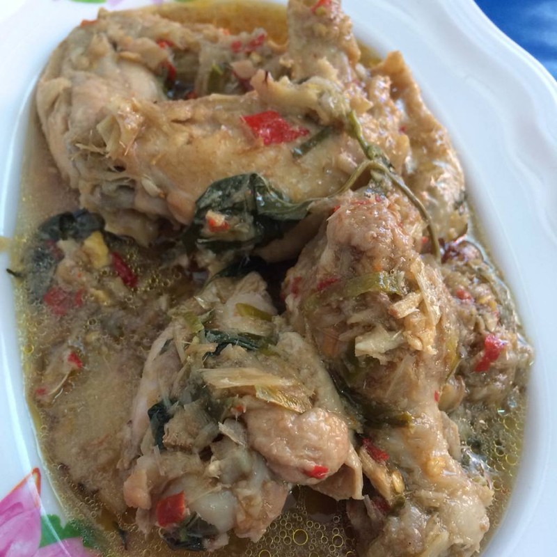 ไก่ใต้น้ำ