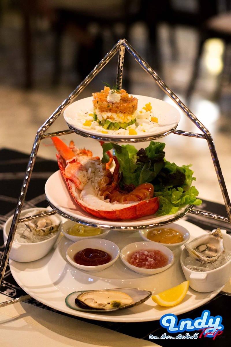 เมนู Brasserie 9 จัดเต็มมากๆ กุ้งล็อบสเตอร์ หอยนางรม หอยแมลงภู่ แซลมอนทาร์ทาร์  