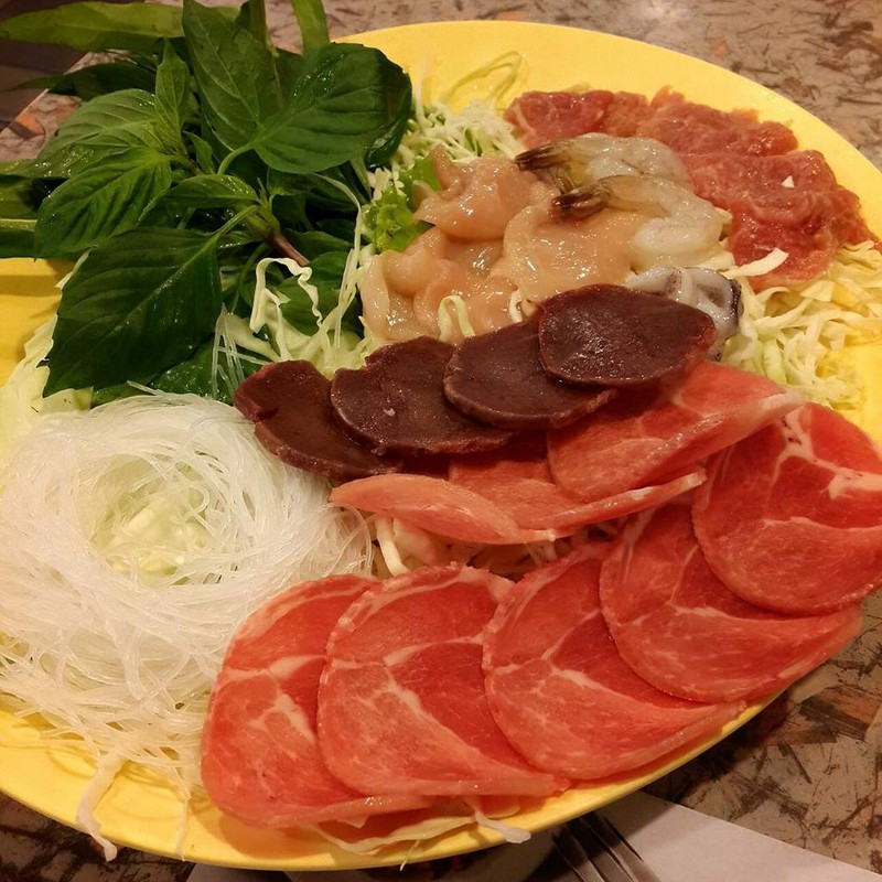 ชุดพิเศษหมู