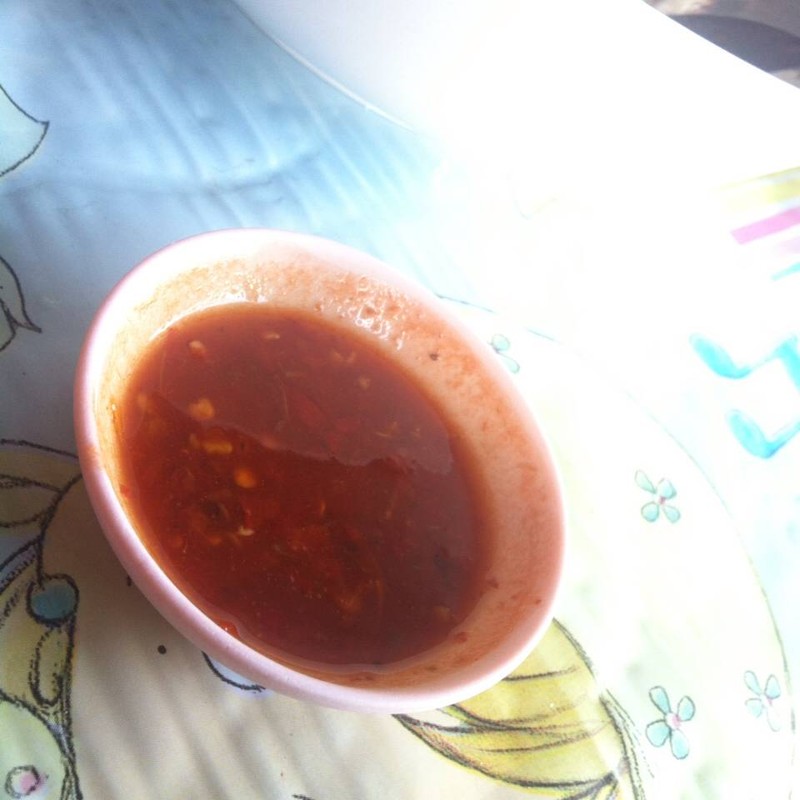 น้ำจิ้มเปรี้ยวๆ ใส่ก๋วยเตี๋ยวก็อร่อย