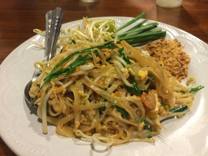 ผัดไทไข่