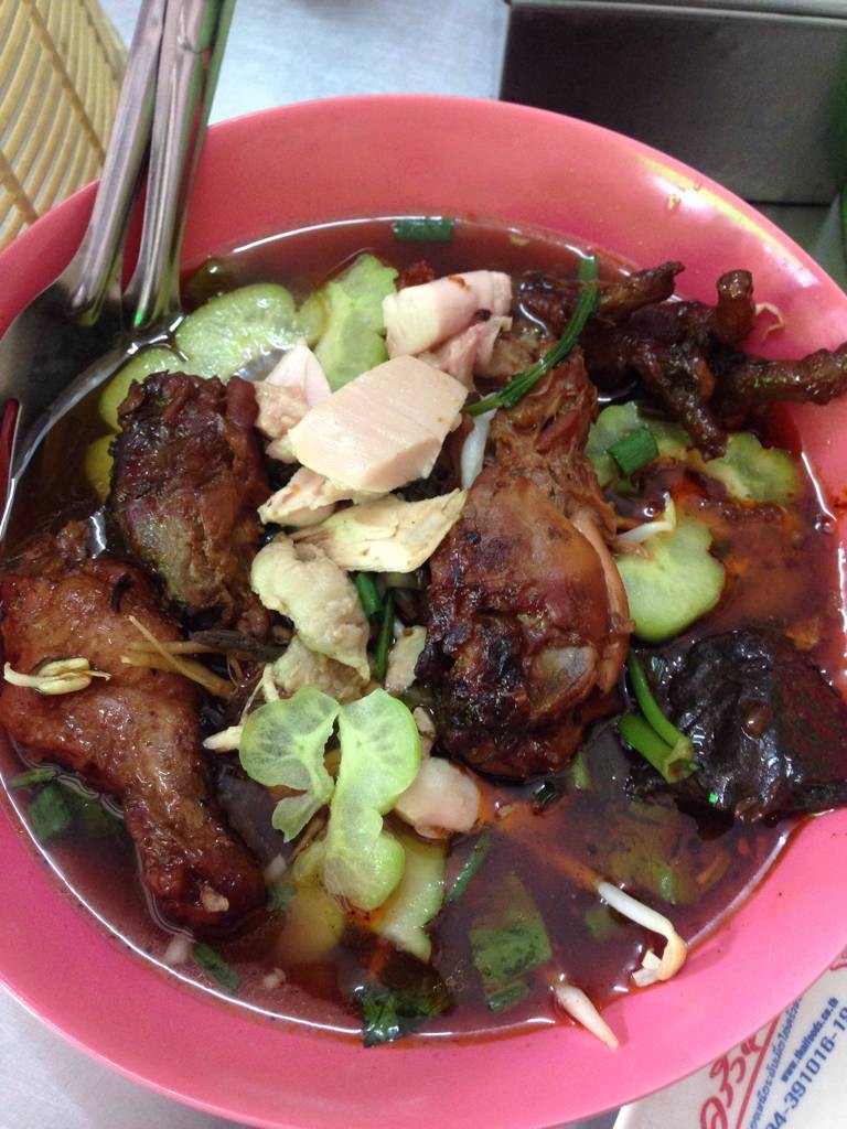 เกาเหลาไก่