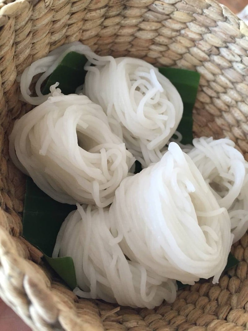 ขนมจีนม้วนมาเป็นไจ สวยงามทีเดียว