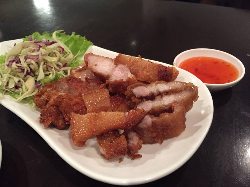 หมูทอดน้ำปลา .