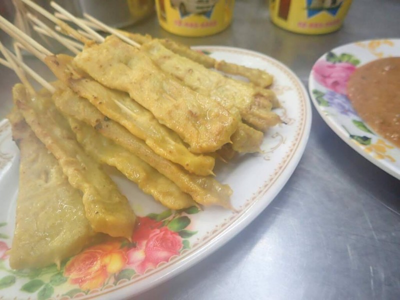 หมูสะเต๊ะ