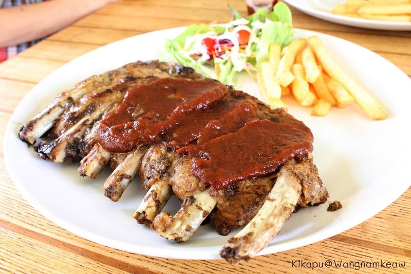 สเต็กซี่โครงหมูพริกไทยดำ