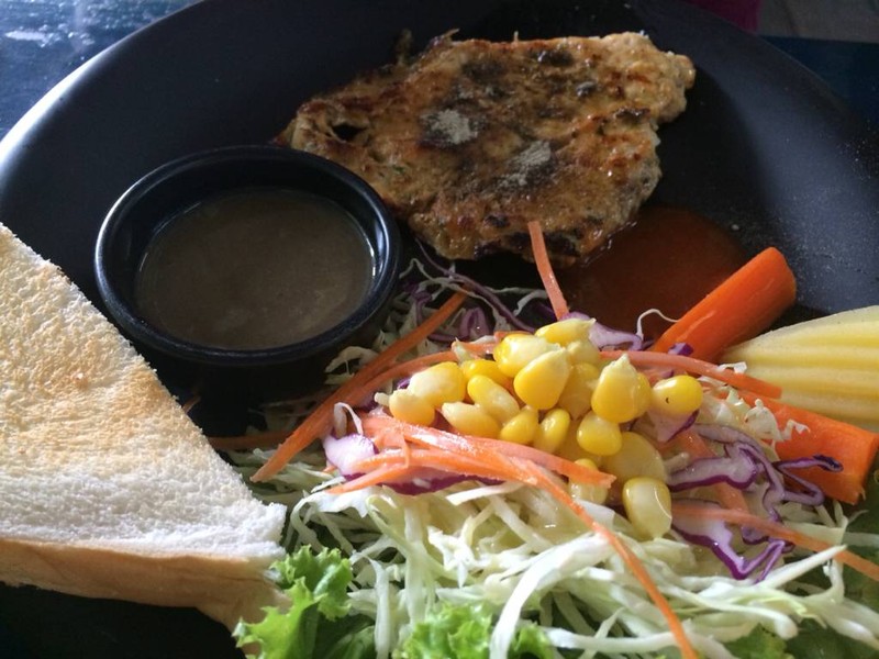 สเต๊กไก่ 