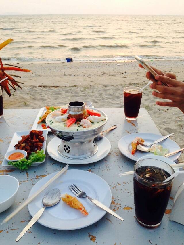 อาหารรสชาติโอเครน่ะ