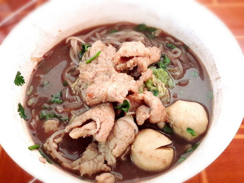 ร้านมุมอร่อย(พิจิตร) ก๋วยเตี๋ยวน้ำตก