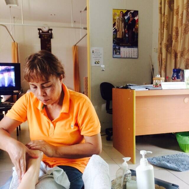 คนเดียวทำทุกสิ่ง