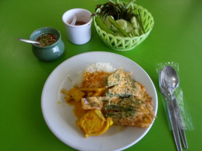 ข้าวราดแกง