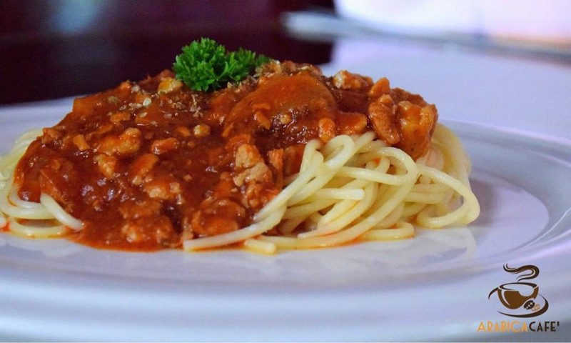 สปาเก็ตตี้ราดซอสไก่