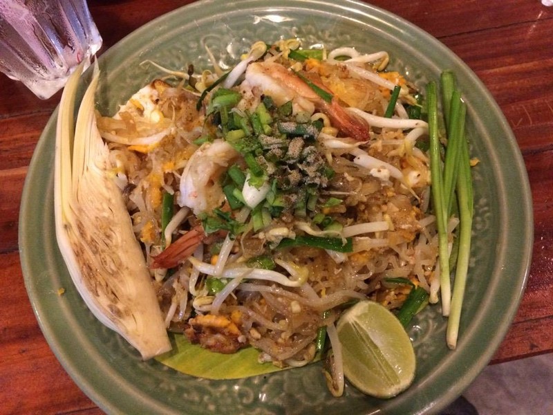 ผัดไทยกุ้งสด