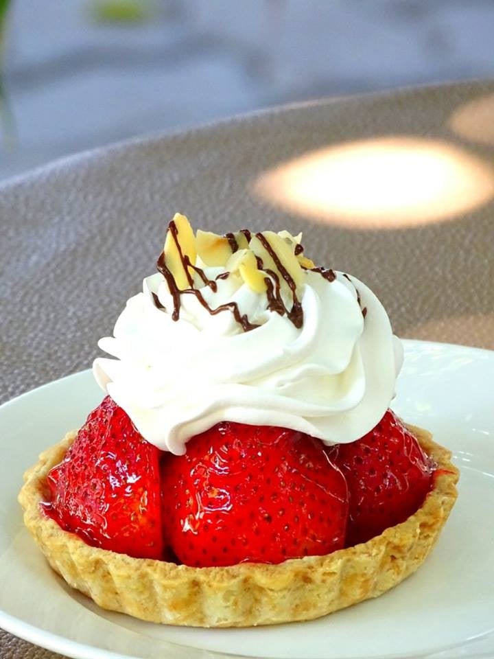 Fresh Strawberry Pie  105.- บาท