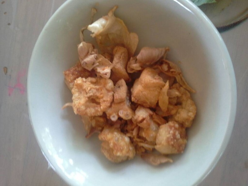 กากหมูทอดกรอบๆ