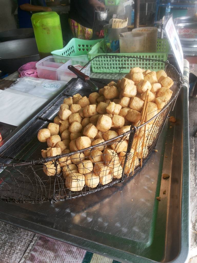 เต้าหู้ทอดหน้าวัดมหาธาตุ