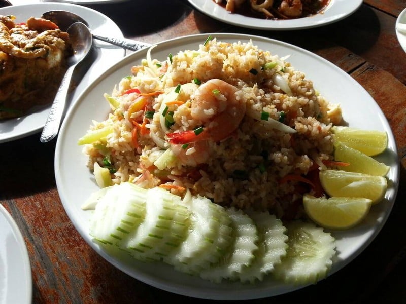 ข้าวผัดทะเล