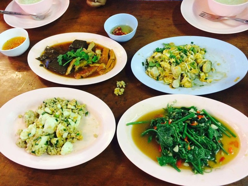 ไข่เค็มหมูสับ, ออส่วน, ไส้พะโล้, ผัดฝักแม้วไฟแดง
