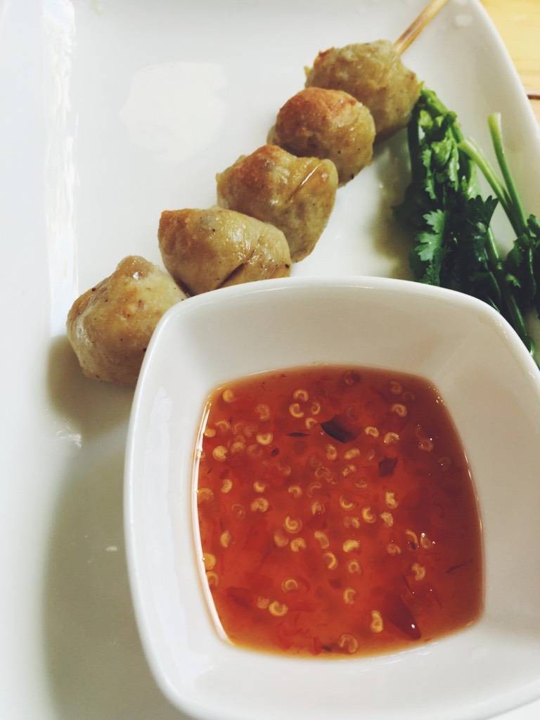 ลูกชิ้นเอ็นหมู