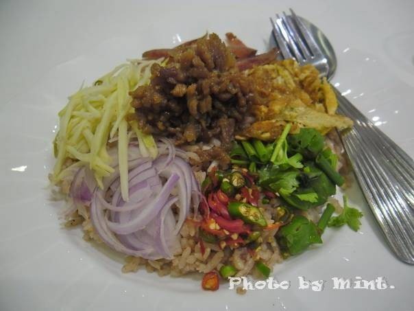 ข้าวคลุกกะปิ 