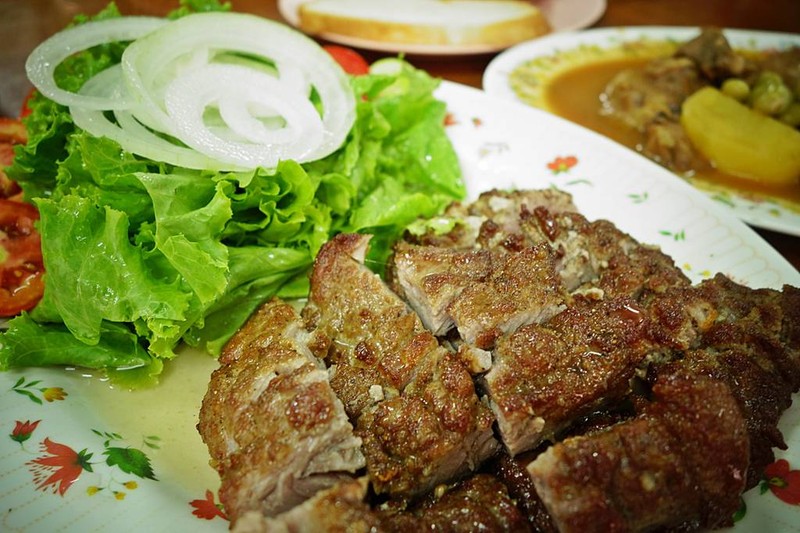 สลัดเนื้อสัน