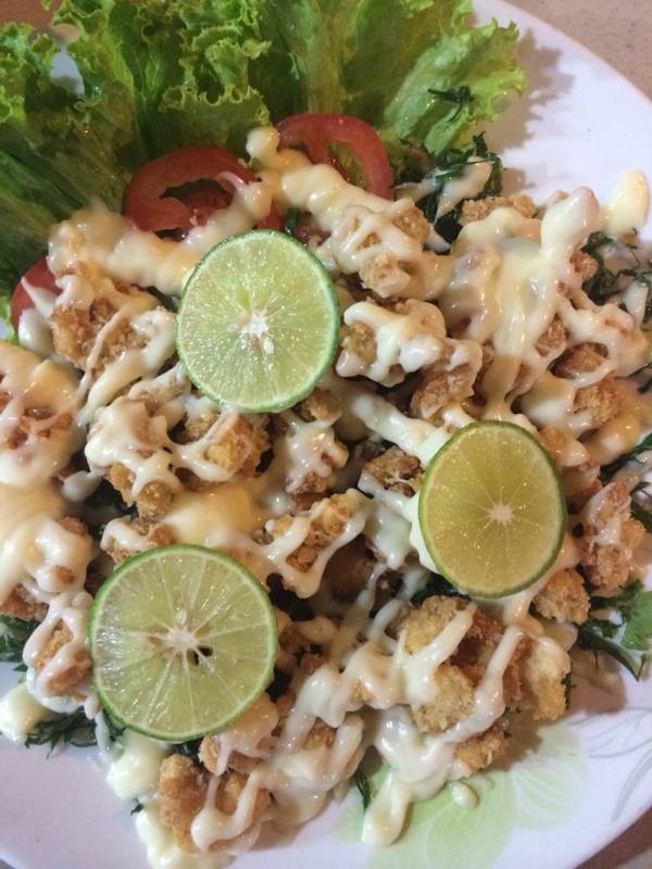 ไก่กรอบซอสมะนาวว ^__^