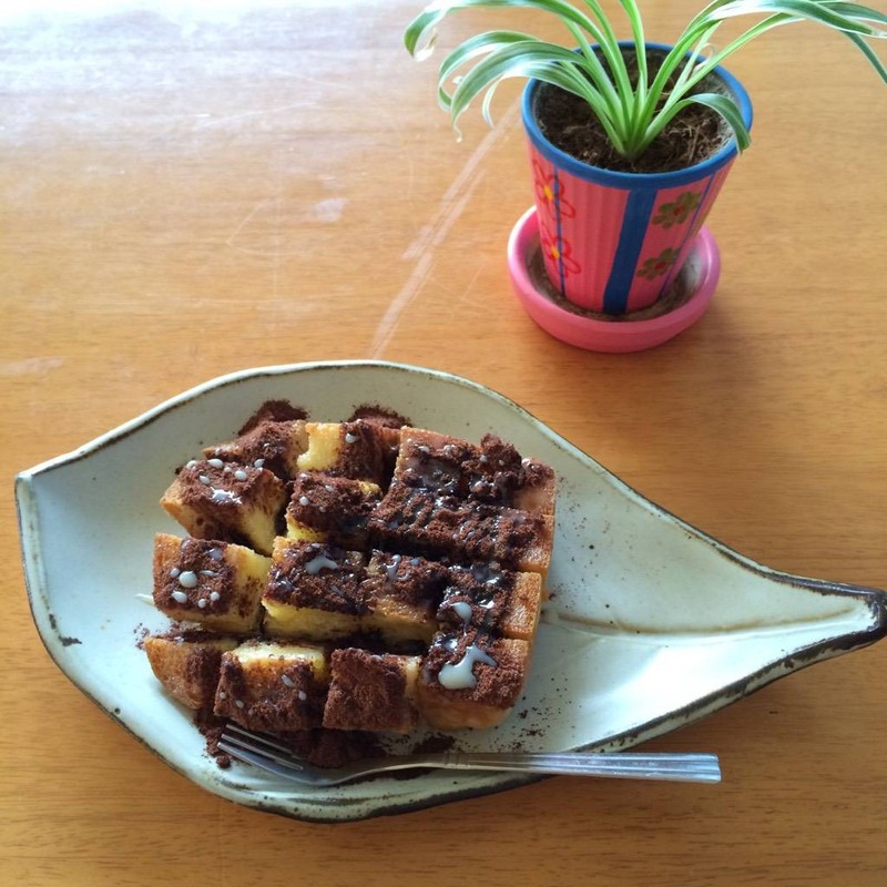 ขนมปังเนย นม โอวัลติน