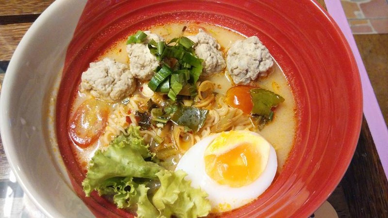 ต้มยำไข่หวานหมูปิงปอง