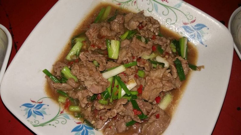 2015-10-25: เนื้อผัดต้มหอมใส่พริก รายการโปรด
