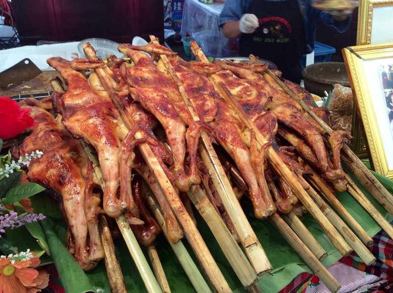 ไก่ย่างมันน่าโดนจริงๆ