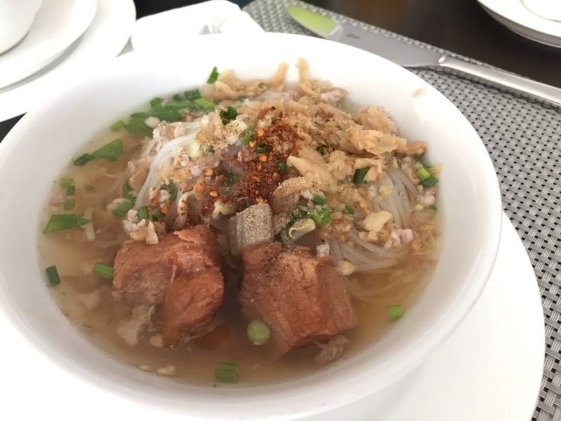 ก๋วยเตี๋ยวหมูตุ๋น