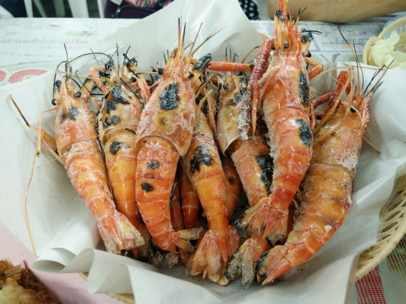 กุ้งเผาโลละ 700-800