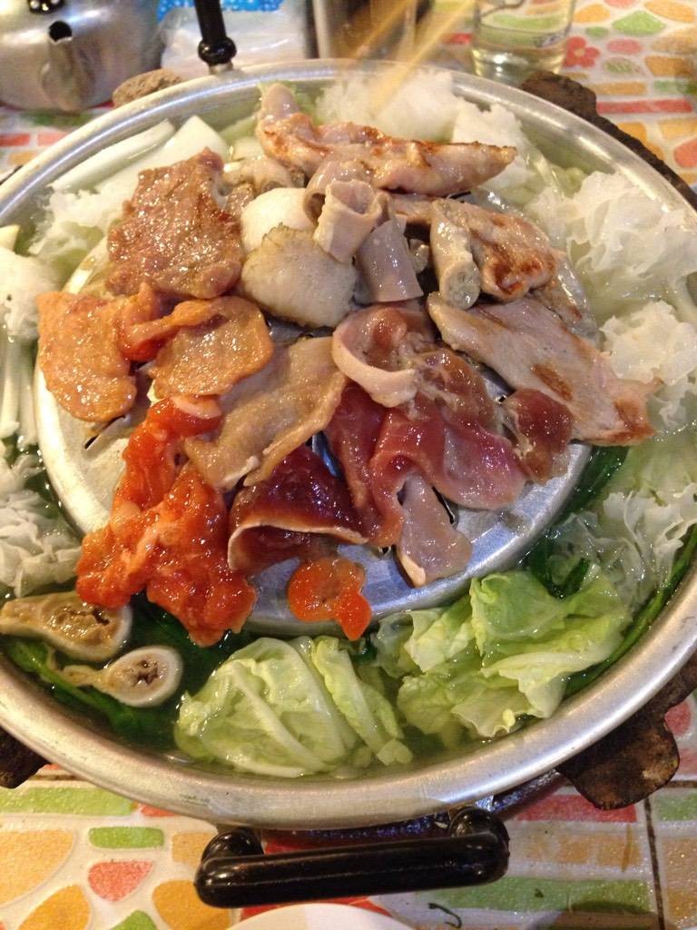 หมู เนื้อ เริงร่า