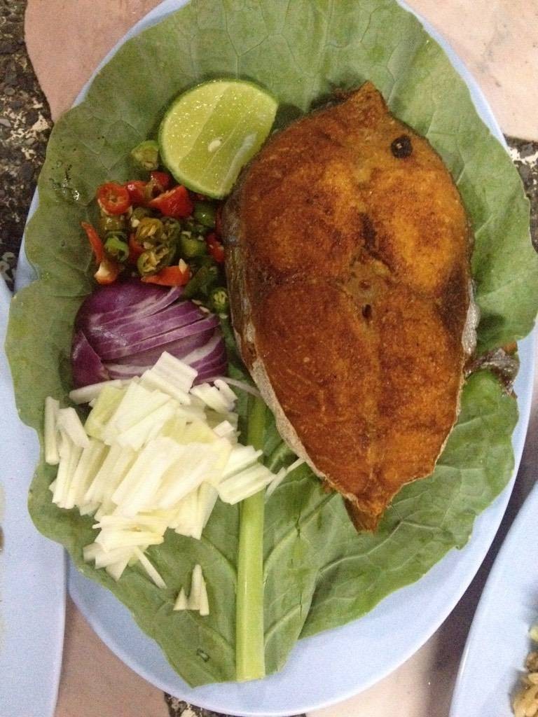 ปลาอินทรีแดดเดียวทอด