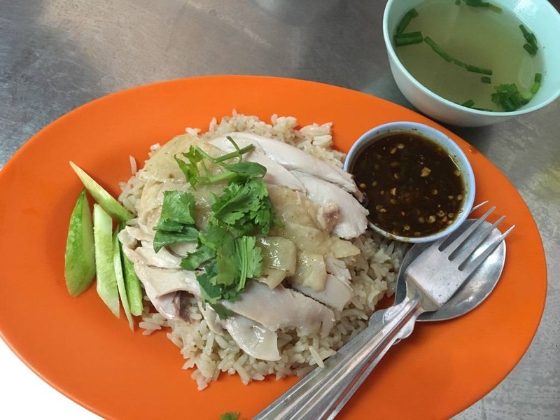 ข้าวมันพิเศษหนัง